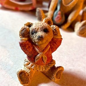 Adorable little “stone critter” by United design corp